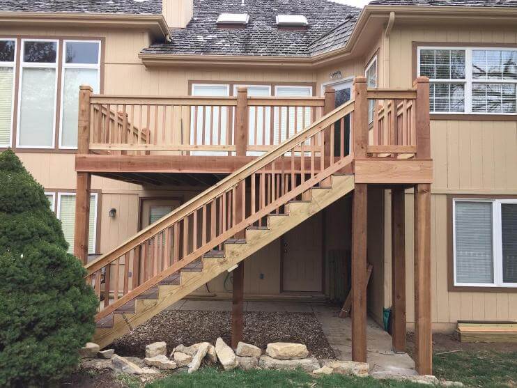 Deck Staining in Overland Park