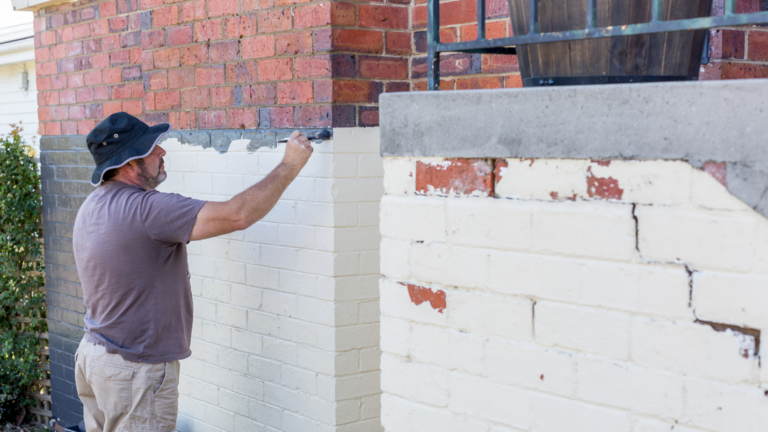 Residential Exterior Painter in Overland Park
