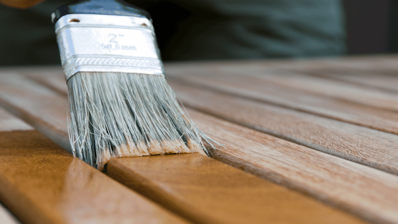 Deck Stainers in Overland Park 